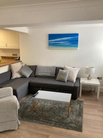 Highcliffe With Parking Apartment Christchurch (Dorset)